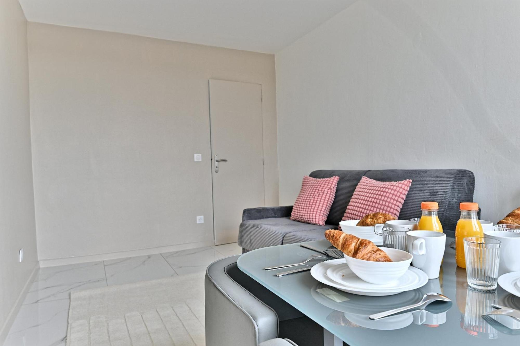 Appartement Paisible Et Moderne - Gagny Luaran gambar