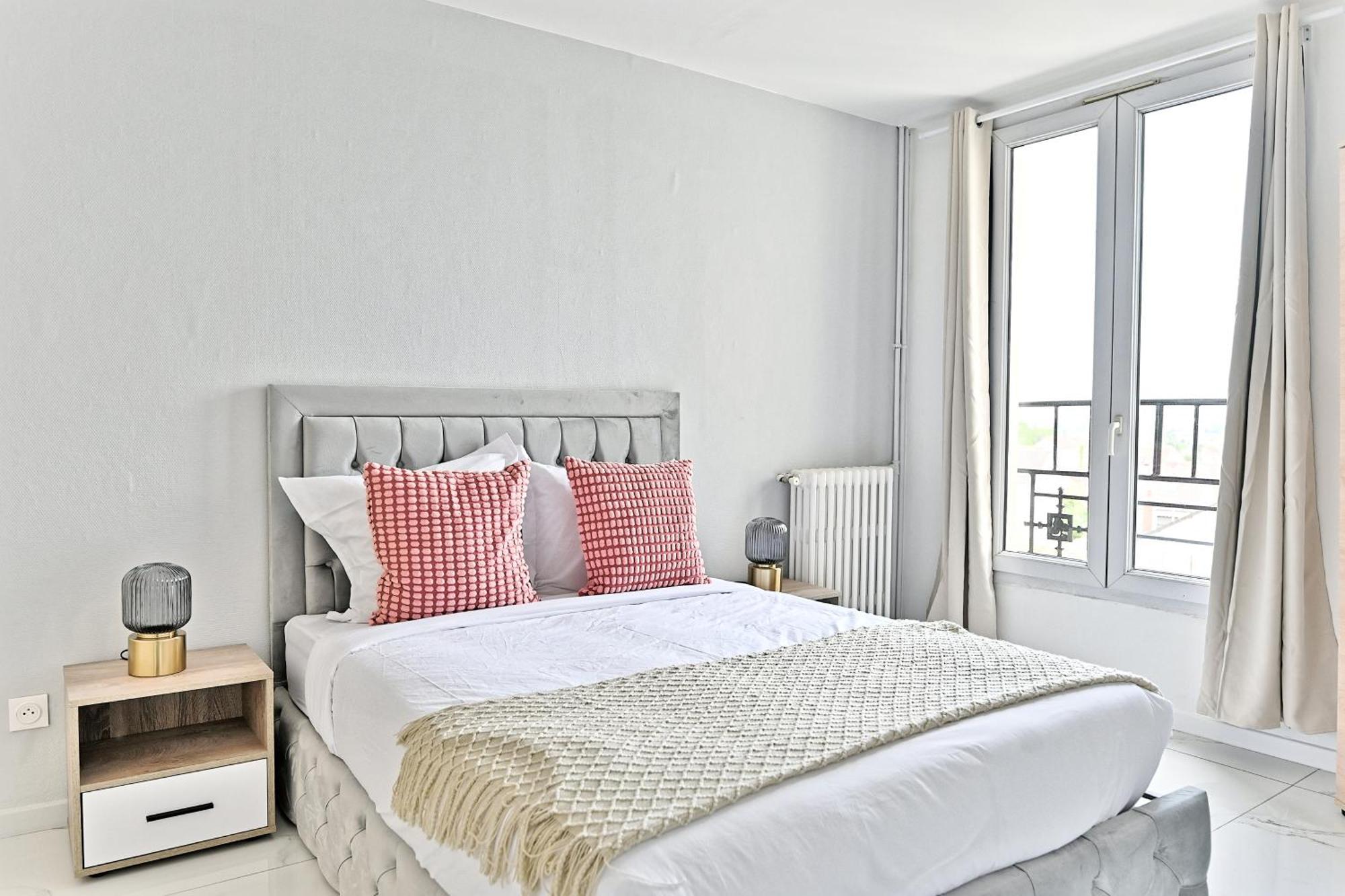 Appartement Paisible Et Moderne - Gagny Luaran gambar