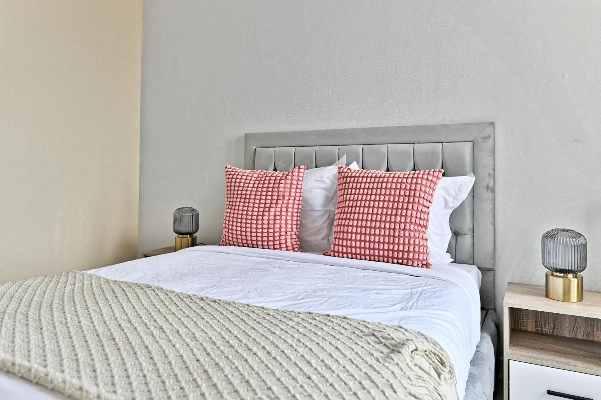 Appartement Paisible Et Moderne - Gagny Luaran gambar